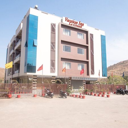 Hotel Tulip Le Grand Udaipur Exterior foto